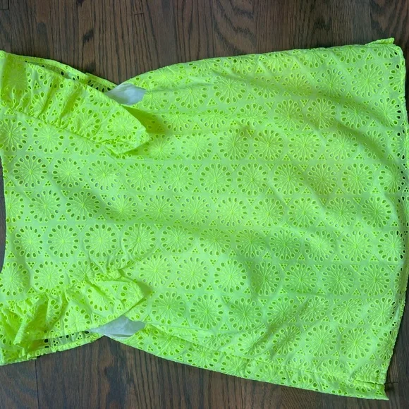 LILLY PULITZER LINA EYELET TOP in BRIGHT LIME - Picture 3 of 3